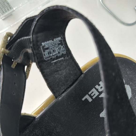 Sorel sz 9.5 platform soft sage green sandals - Picture 3 of 7